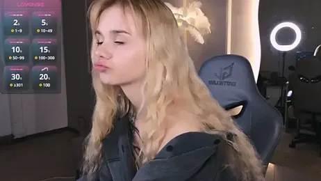 Britney_Lynch — Stripchat recorded stream image, 13.03.2025 00:10