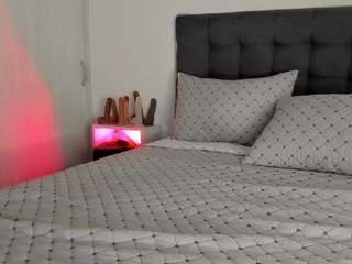 michellangels — Camsoda recorded stream image, 13.03.2025 05:40