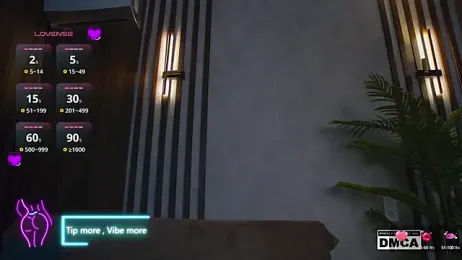 Holl1Would — Stripchat recorded stream screenshot (13 Mar 2025)