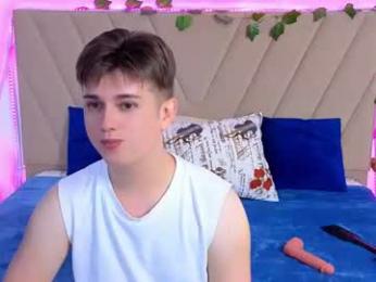 miless_cooper — Chaturbate recorded stream image, 23.08.2026 03:20