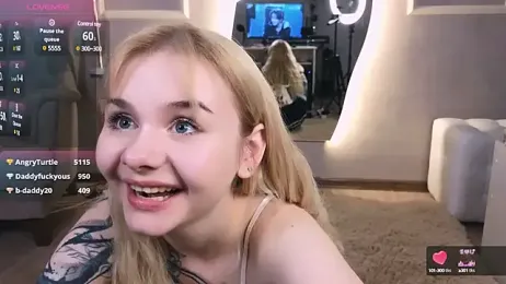 Britney_Lynch — Stripchat recorded stream image, 13.03.2025 09:10