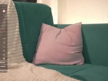 _vi_vi_ — Chaturbate recorded stream image, 26.08.2026 04:30