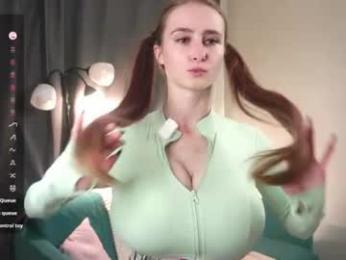 _vi_vi_ — Chaturbate recorded stream image, 26.08.2026 04:30