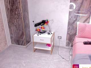 lenathompson — Camsoda recorded stream image, 27.08.2026 03:20