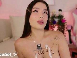 riley-pride — Camsoda recorded stream image, 27.08.2026 22:50