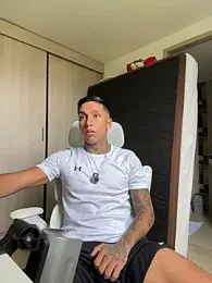 sendfer — Stripchat recorded stream image, 28.08.2026 19:20