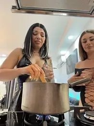 IsabellaEtthan — Stripchat recorded stream image, 28.08.2026 18:10