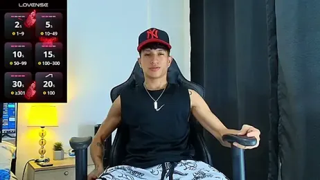 _CamiloBass — Stripchat recorded stream image, 29.08.2026 00:20