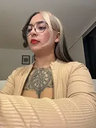 Rae_Lil_White — Stripchat recorded stream image, 29.08.2026 23:20