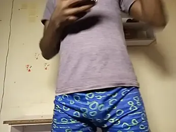Moteroxz — Stripchat recorded stream image, 30.08.2026 04:20