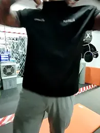 185watermelon-18 — Stripchat recorded stream image, 30.08.2026 16:50