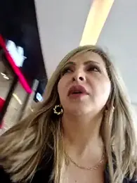 _Abril-Office1 — Stripchat recorded stream image, 13.03.2025 15:40
