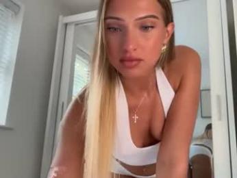 rosebella_ — Chaturbate recorded stream image, 02.09.2026 17:00