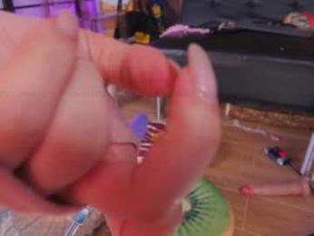 mollyflwers — Chaturbate recorded stream screenshot (13 Mar 2025)