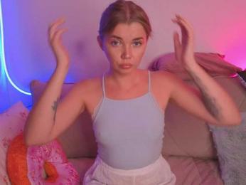 CarrieBradshaww — Bongacams recorded stream image, 04.09.2026 16:30