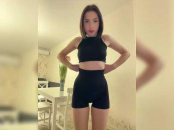 BabyDarii — Bongacams recorded stream screenshot (13 Mar 2025)