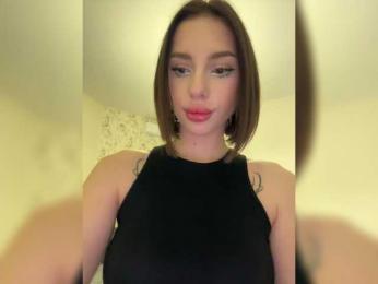 BabyDarii — Bongacams recorded stream screenshot (13 Mar 2025)