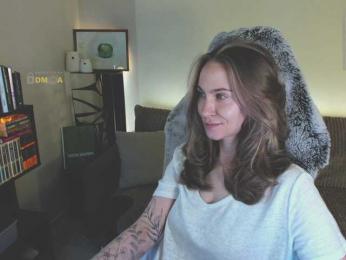 Adamova_Eva — Bongacams recorded stream image, 13.03.2025 18:00