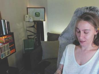 Adamova_Eva — Bongacams recorded stream image, 13.03.2025 18:00