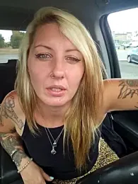 SheIsSomething — Stripchat recorded stream image, 13.03.2025 22:10