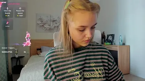 flooora_0 — Stripchat recorded stream image, 12.09.2026 01:40