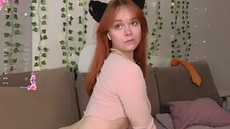 roxydolll — Stripchat recorded stream image, 13.09.2026 10:00