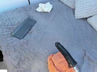 angie-roses — Camsoda recorded stream image, 13.03.2025 23:10