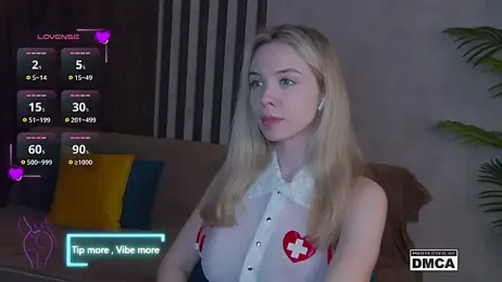 Holl1Would — Stripchat recorded stream screenshot (14 Mar 2025)