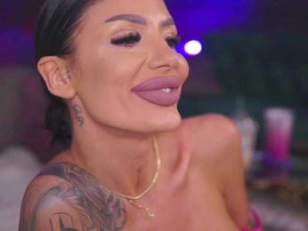 RaquelleVon — Bongacams recorded stream image, 02.02.2025 18:30