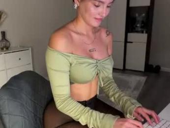 xxx_leila — Chaturbate recorded stream image, 15.09.2026 08:40