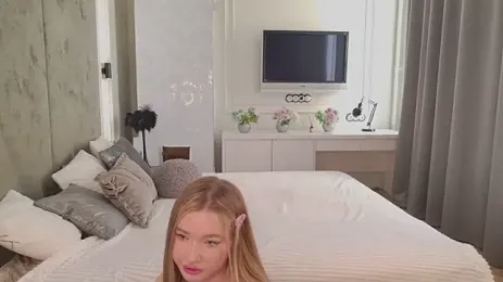 milaa_sun — Stripchat recorded stream image, 15.09.2026 06:20