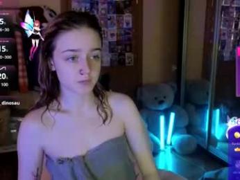 queen_kitty1818 — Chaturbate recorded stream screenshot (14 Mar 2025)