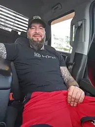 Beardedtattood — Stripchat recorded stream image, 19.09.2026 10:50