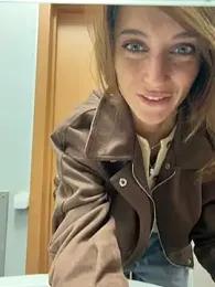 -AngelAri- — Stripchat recorded stream image, 20.09.2026 16:00