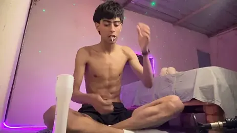 Mauuu18 — Stripchat recorded stream image, 27.09.2026 01:00