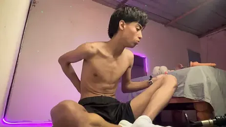 Mauuu18 — Stripchat recorded stream image, 27.09.2026 01:00