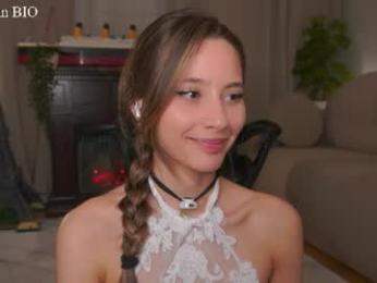 falinecrosthwaite — Chaturbate recorded stream image, 30.09.2026 19:00