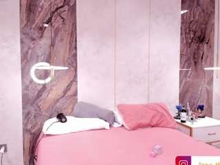 lenathompson — Camsoda recorded stream image, 01.10.2026 06:00