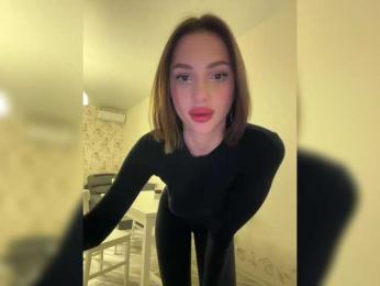 BabyDarii — Bongacams recorded stream screenshot (14 Mar 2025)