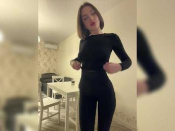 BabyDarii — Bongacams recorded stream screenshot (14 Mar 2025)