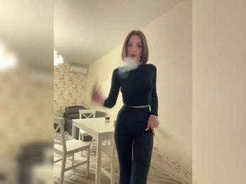 BabyDarii — Bongacams recorded stream screenshot (14 Mar 2025)