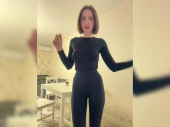 BabyDarii — Bongacams recorded stream screenshot (14 Mar 2025)
