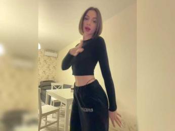 BabyDarii — Bongacams recorded stream screenshot (14 Mar 2025)