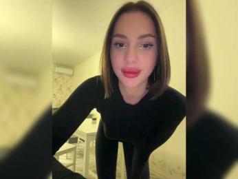 BabyDarii — Bongacams recorded stream screenshot (14 Mar 2025)