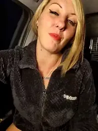 SheIsSomething — Stripchat recorded stream image, 14.03.2025 21:50