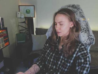 Adamova_Eva — Bongacams recorded stream image, 14.03.2025 19:20