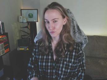 Adamova_Eva — Bongacams recorded stream image, 14.03.2025 19:20