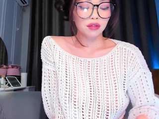 moonlovee — Camsoda recorded stream image, 14.03.2025 23:10