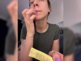 avolood — Bongacams recorded stream screenshot (15 Mar 2025)