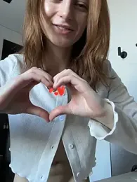 -AngelAri- — Stripchat recorded stream image, 15.03.2025 21:00